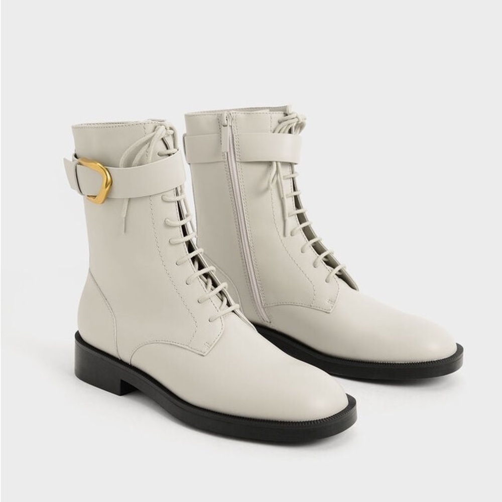 NWOT Charles & Keith Gabine Leather Lace-Up Ankle Boots in Chalk White 8